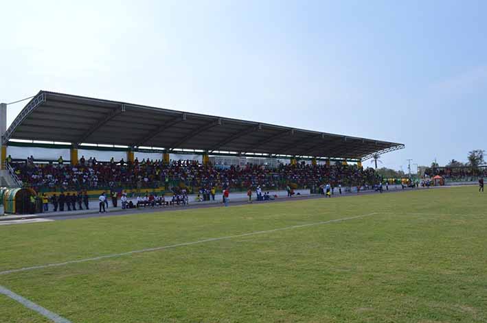 Estadio Municipal de Ciénaga Fue inaugurado en el año 2014. Tiene aforo para 4.500 espectadores. Con la construcción del estadio se elaboró la primera fase del complejo deportivo de Ciénaga. Fue refaccionado este año en el marco de los Juegos Bolivarianos. 