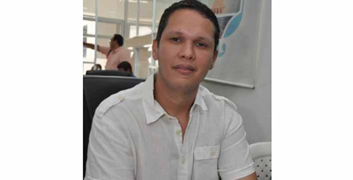 Carlos Mario Mejía,  solicita información a veolia sobre el tema de rebosamientos de alcantarillas en el sector de bellavista.
