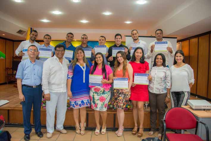 La Universidad del Magdalena por intermedio de la Facultad de Ciencias de la Educación, entregó certificados de los diplomados a 105 estudiantes.