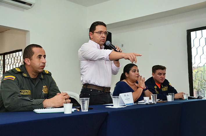 El mensaje fue emitido por el alcalde Rafael Martínez en el desarrollo del Primer Dialogo por la Seguridad, celebrado en la ludoteca del barrio Cristo Rey.