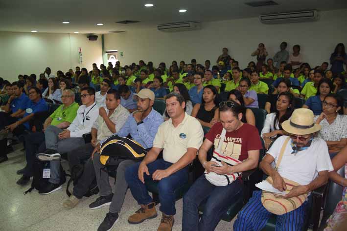 El foro contó con la asistencia de cerca de 300 personas, el objetivo de la actividad era saber cómo están los ecosistemas de Santa Marta.