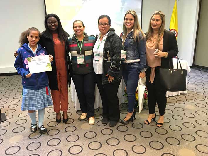 El proyecto fue presentado en el evento por la estudiante del grado 10, Camila Antequera Lobo, quien fue felicitada por los asistentes debido a su apropiación del tema.