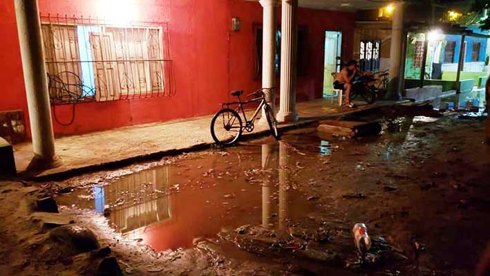 Ciénaga, Puebloviejo y Tasajera, sufrieron inundaciones a raíz de la fuerte marea.
