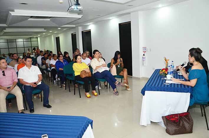 En el evento participó la secretaria de Cultura, Diana Viveros, quien resaltó el apoyo del gremio hotelero y ratificó que la ciudad nuevamente tendrá una Fiesta del Mar de talla internacional. 
