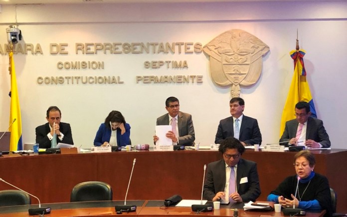 El Superintendente Nacional de Salud, Fabio Aristizábal Ángel, en la Comisión Séptima de la Cámara de Representantes, que lo citó para un debate de control político.