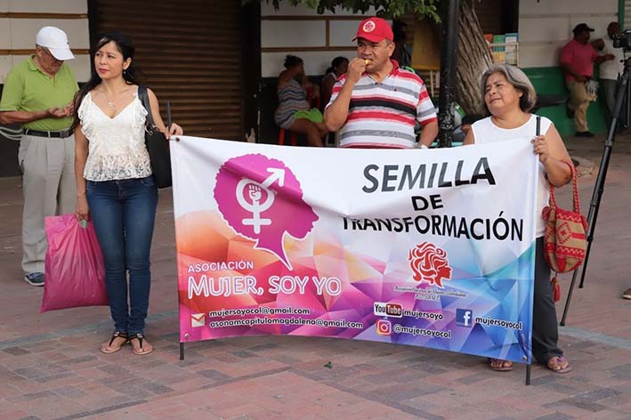 La vocera regional de Juntanza ‘Mujeres por la Paz’, Carlina Cecilia Sánchez Marmolejo, estuvo en el encuentro para exigir al gobierno nacional que implemente los acuerdos de paz.
