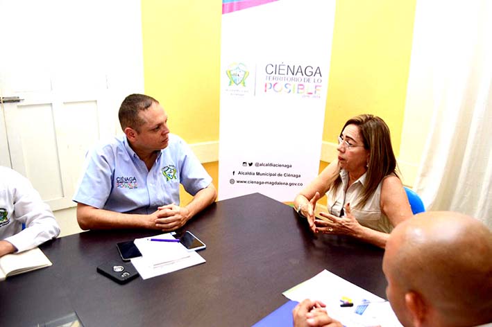 El alcalde Edgardo Pérez Díaz, la alcaldesa (e) Lourdes Peña del Valle convocó a un Consejo de Gobierno que tuvo lugar en el Palacio Municipal