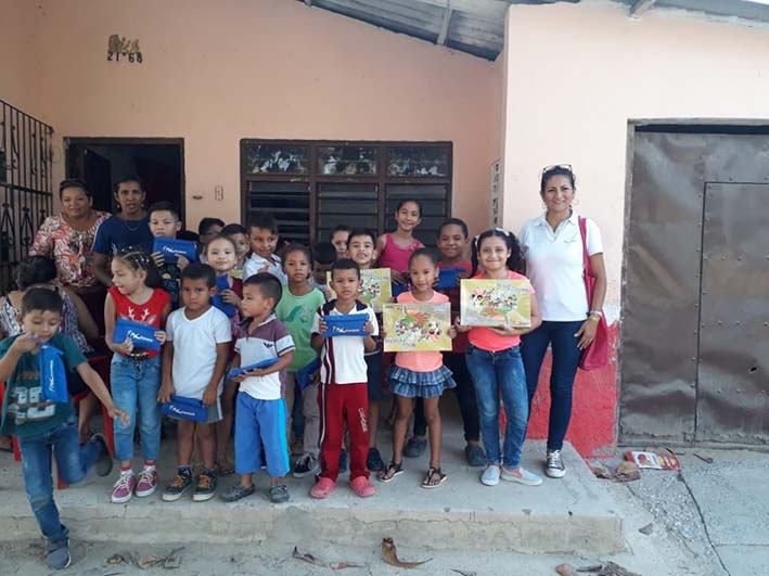 Los niños del barrio Santa Inés disfrutaron de las actividades organizadas por Fenoco