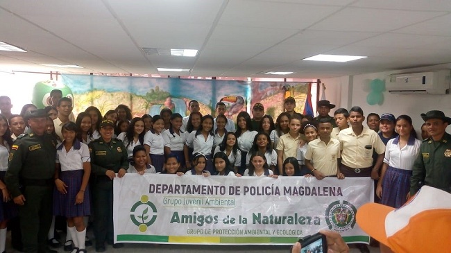 En el salón de evento de la Institución Educativa Departamental ‘Colombia’ se llevó a cabo la actividad de lanzamiento