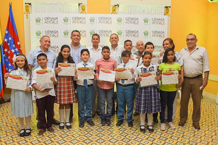 Ganadores del concurso estudiantil "Érase una vez el Parque de las Ranas".