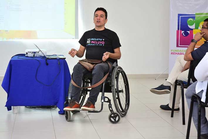 En la actividad estuvo presente Ludwing Dávila Méndez, Enlace Municipal de Discapacidad, él realizó una gran intervención la cual fue aplaudida por los asistentes.