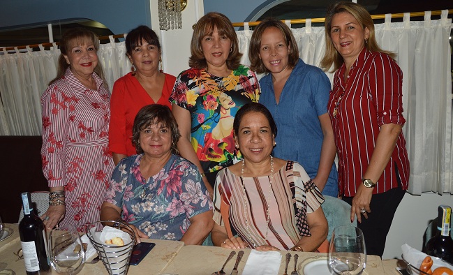 Elsy Miranda, Celmira Ropain, Martha Ternera, Joaquina Miranda, Liliana Miranda, Esther Miranda y Ruth Astrid Sánchez.