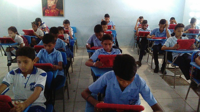 Los chicos que cursan entre el segundo y el undécimo grado, provienen de las instituciones educativas de los municipios de Aracataca, Guamal, Fundación, San Ángel, Plato y El Banco.