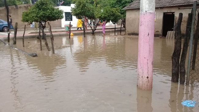 La inundación ocurrió en el casco urbano del municipio de Fonseca. 