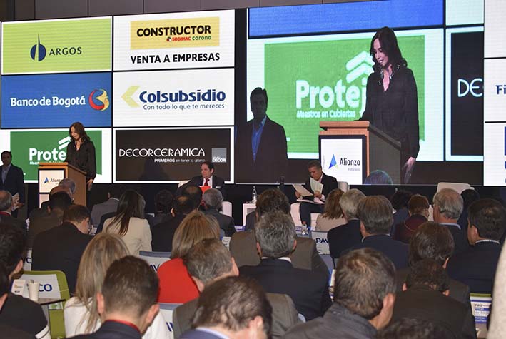 En el marco del primer BIM Fórum Colombia, liderado en octubre por Camacol, se resaltó la importancia de la digitalización para mejorar la productividad del sector construcción.