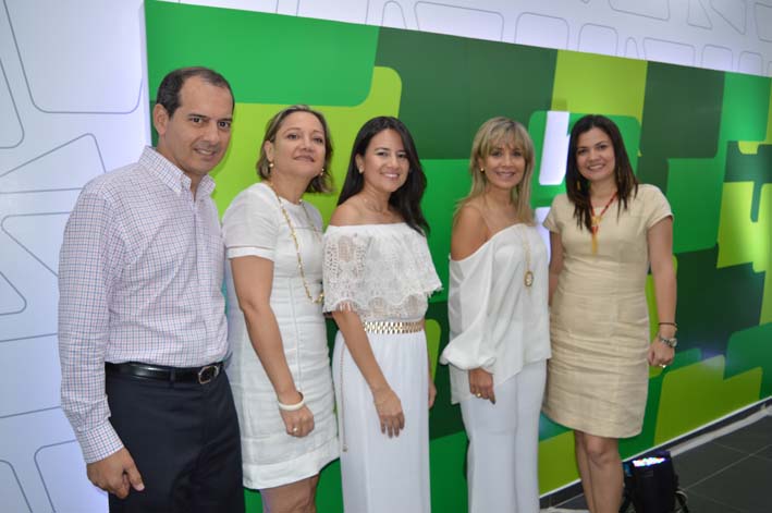 Rodolfo Road, Sofía Correa, Alejandra Melo, María Margarita Villaquirán de Vives y Diana Márquez. 