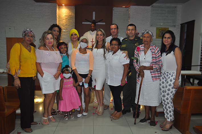 Encabezada por Johanna Mancuso y Eliana Manjarrés se realizó la celebración del quinto aniversario de la Fundación Corazón Rosa con una eucaristía.