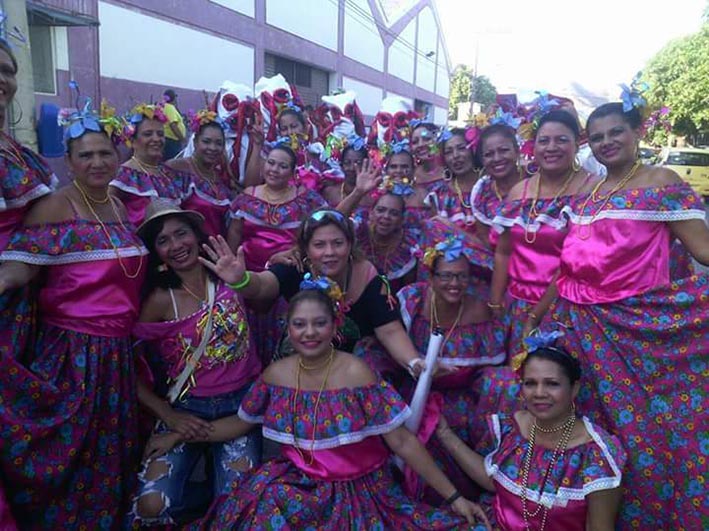 Grupo inscrito al Desfile Folclórico ‘Aeróbicos Manzanares’.