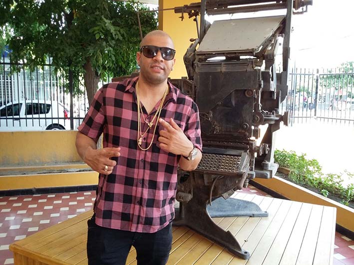 El cantante dominicano Noztra presenta su nuevo sencillo ‘Tu, tu, tu, tu’. 