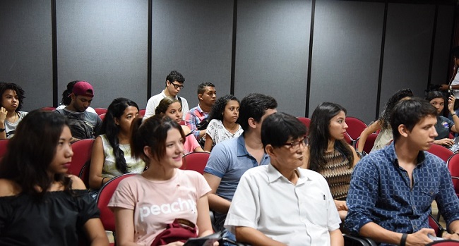 El Ciclo de Cine Coreano 2018 se realizó durante cuatro días en el Auditorio Julio Otero Muñoz de UNIMAGDALENA con público tanto interno como externo a la Institución, procurando la posibilidad de tener más presencia de la cultura coreana en la ciudad de Santa Mart