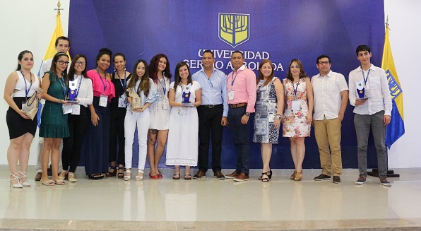 Ponentes ganadores del “IX Intercambio y Concurso Nacional de Semilleros de Investigación en Derecho” que organizó la Universidad Sergio Arboleda, Santa Marta.