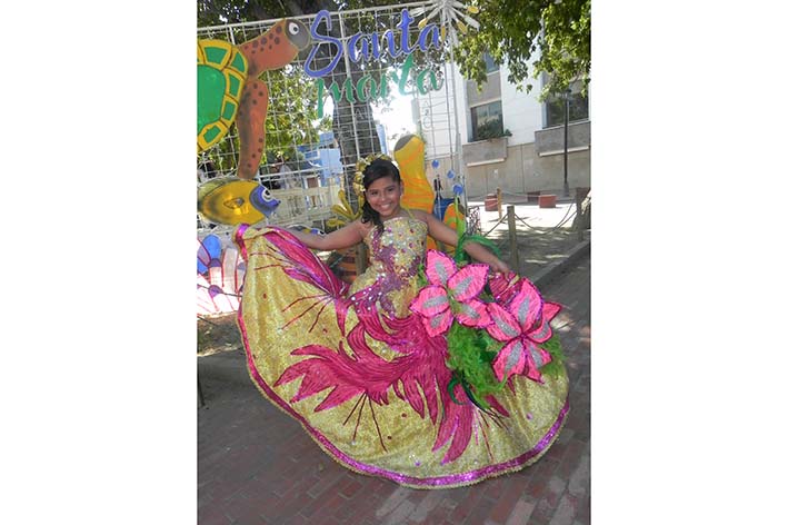 Eylin Andrea Perea Vizcaino, Reina Central del Carnaval Infantil de la Fundación Pescaíto Dorado.