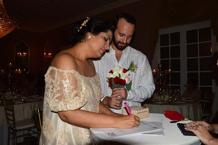 Con una ceremonia civil, Heriberto Riso y María Elvira Cantillo Tinoco unieron sus vidas.