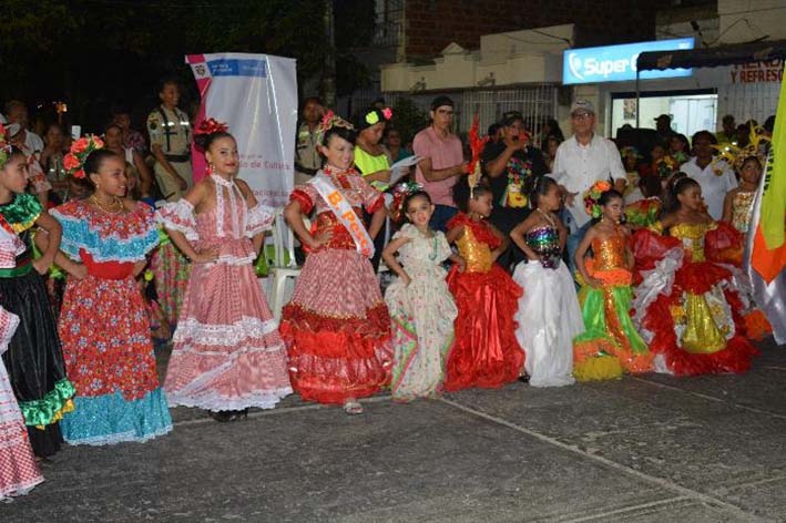 Las ‘Sirenitas del Carnaval’ interpretaron Porro, Guacherna, Cumbia y Bullerengue en honor al folclor Caribe.