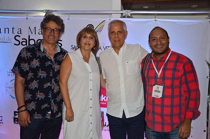 Yuldor Gutiérrez, Silvia Campo Juan Vives y Marlon Reslen.