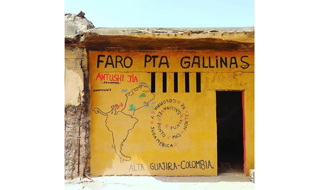 Aviso en El Faro, en Punta Gallina. 