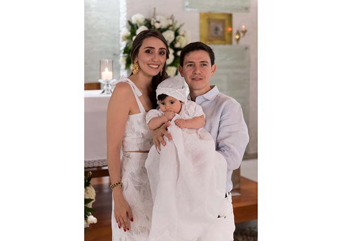 Camila Linero y Enrique Vives, padres de Julieta Vives Linero.