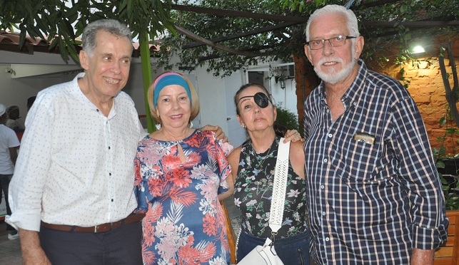 Carlos Escobar, Eva Escobar, Maria Teresa Escobar y Pedro Manuel Escobar