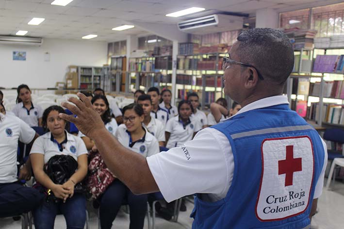 Cruz Roja Magdalena, realiza en colegios de Santa Marta Talleres en Gestión del Riesgo.