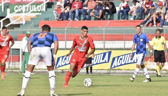 Cortuluá y Chicó no se hicieron daño al terminar 0-0 en el partido de ida del repechaje de ascenso.