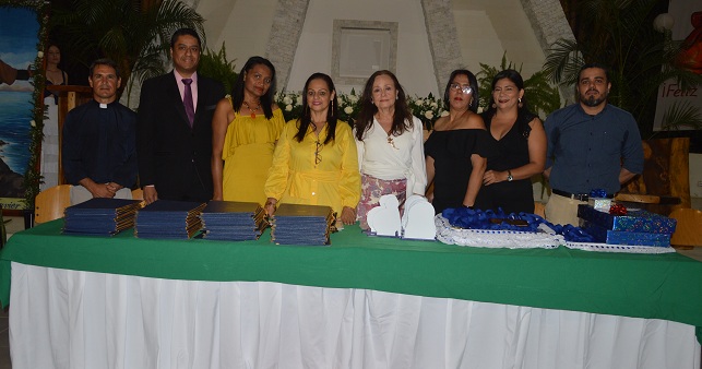 La mesa directiva estuvo conformada por José Monsalve, Zuleima Melchor, Betty Arzuaga, Maribel Carrillo, Patricia Rocha, Alicia Valencia de González, entre otros. 