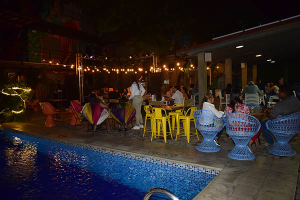 EL festejo del hostel  y restaurante Casa Avelina fue una gran celebración para todos sus clientes quienes de partieron con música y comida la velada del quinto aniversario