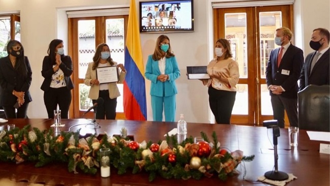 En evento de la Misión de Observación Electoral la Vicepresidente Marta Lucía Ramírez llamó a recuperar la confianza de los ciudadanos en las instituciones.