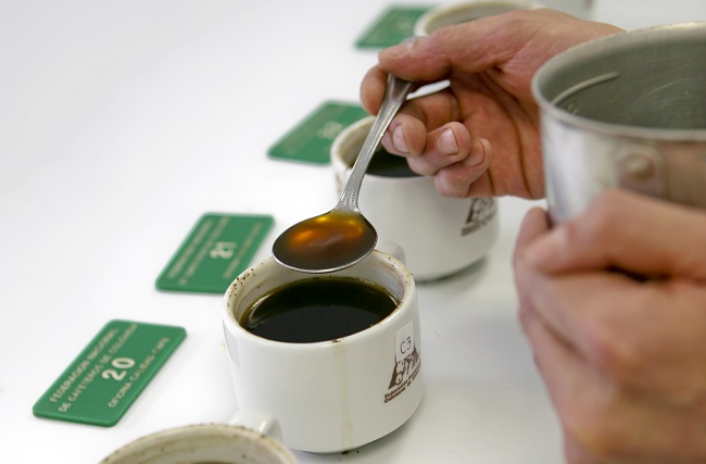 El concurso busca posicionar los mejores cafés del país en nichos diferenciados de alto valor, reconociendo también la dedicación y constancia de quienes producen cafés de la más alta calidad.