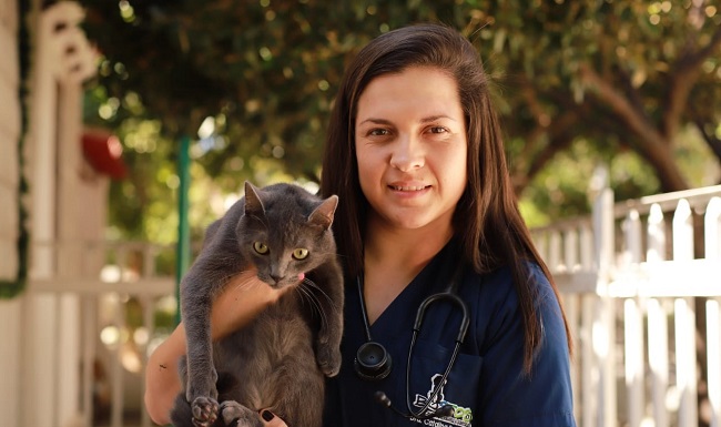 Catalina Bustos Montes, médica veterinaria. 