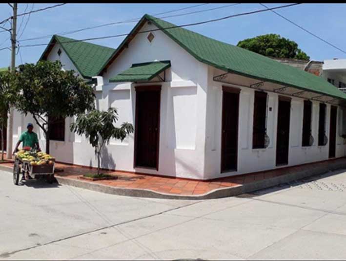 Transformación arquitectónica de una casa familiar en Mamatoco.