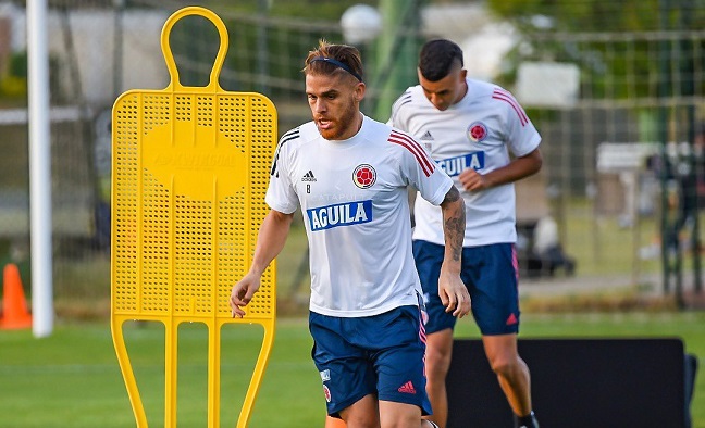 El seleccionado colombiano ya se entrena con el grupo completo en Sao Paulo.