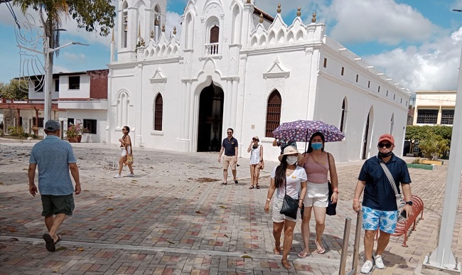 Con la llegada de más de un centenera de funcionarios y exfuncionarios del Ministerio de Relaciones Exteriores se sigue reactivando la economía en el municipio de Aracataca, Magdalena.