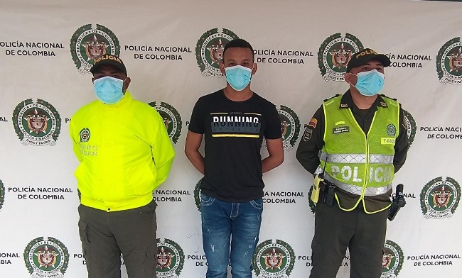Kevin Edison Beltrán Galán, detenido por la Policía Metropolitana en zona céntrica del municipio de Ciénaga.