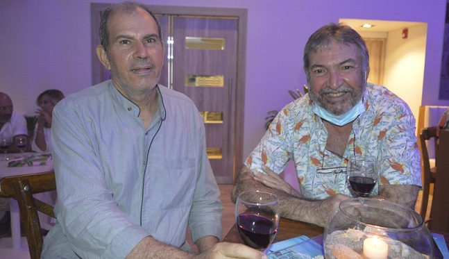 Eudoro Acosta y el representante de Zazué Plaza, Luis Quintero. 