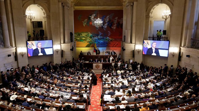 La oposición queda reducida al hasta ahora partido de Gobierno Centro Democrático, con una bancada de 13 senadores y 15 representantes a la Cámara.