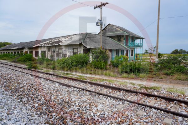 Fachada de lo que hoy queda de la Estación del Ferrocarril de Pozos Colorados. Derechos Reservados/ELINFORMADOR