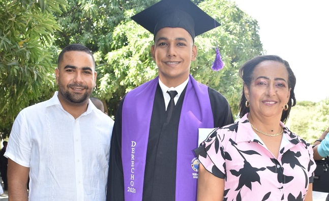Sebastián Gnecco Sanjuanelo, Marta Sanjuanelo, Juan Felipe Gnecco.