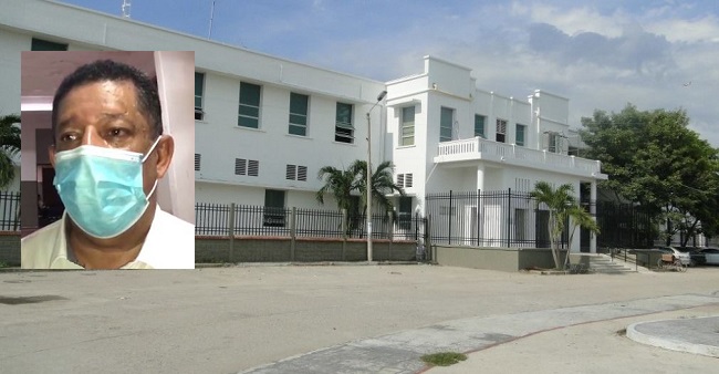 Jesús Molina Peñaloza, gerente del hospital, agradeció el trabajo de todos los colaboradores durante este difícil año