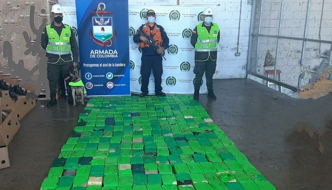 La droga incautada en el puerto estaba encaletada en una carga de banano que iba para Europa.