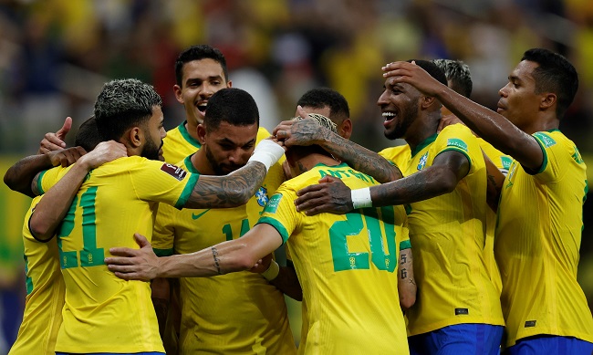 Brasil continuó su paso demoledor por estas eliminatorias, asegurando su clasificación al Mundial.